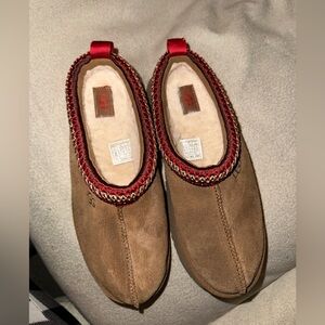 UGG Tazz platform slippers